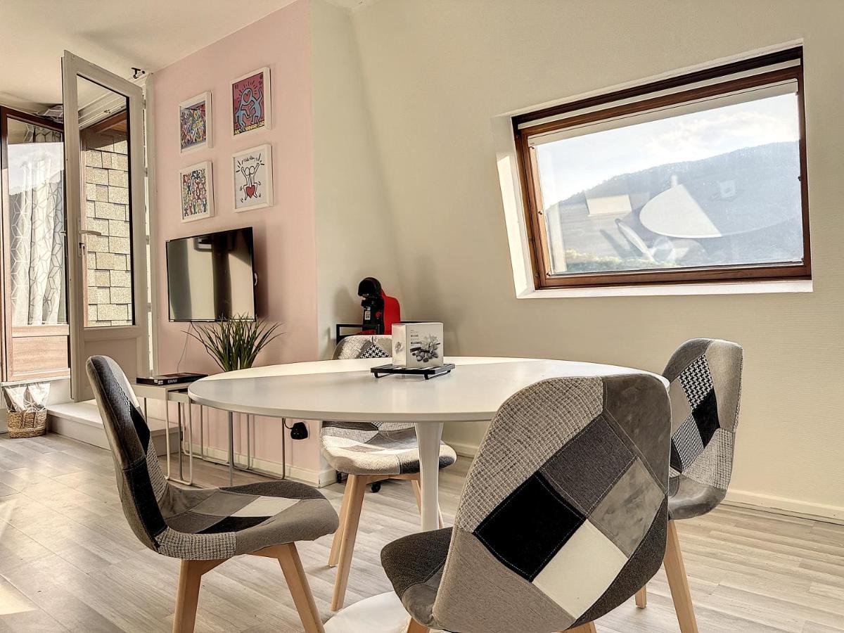 Charmant Appartement Avec Terrasse Parking Ispagnac المظهر الخارجي الصورة
