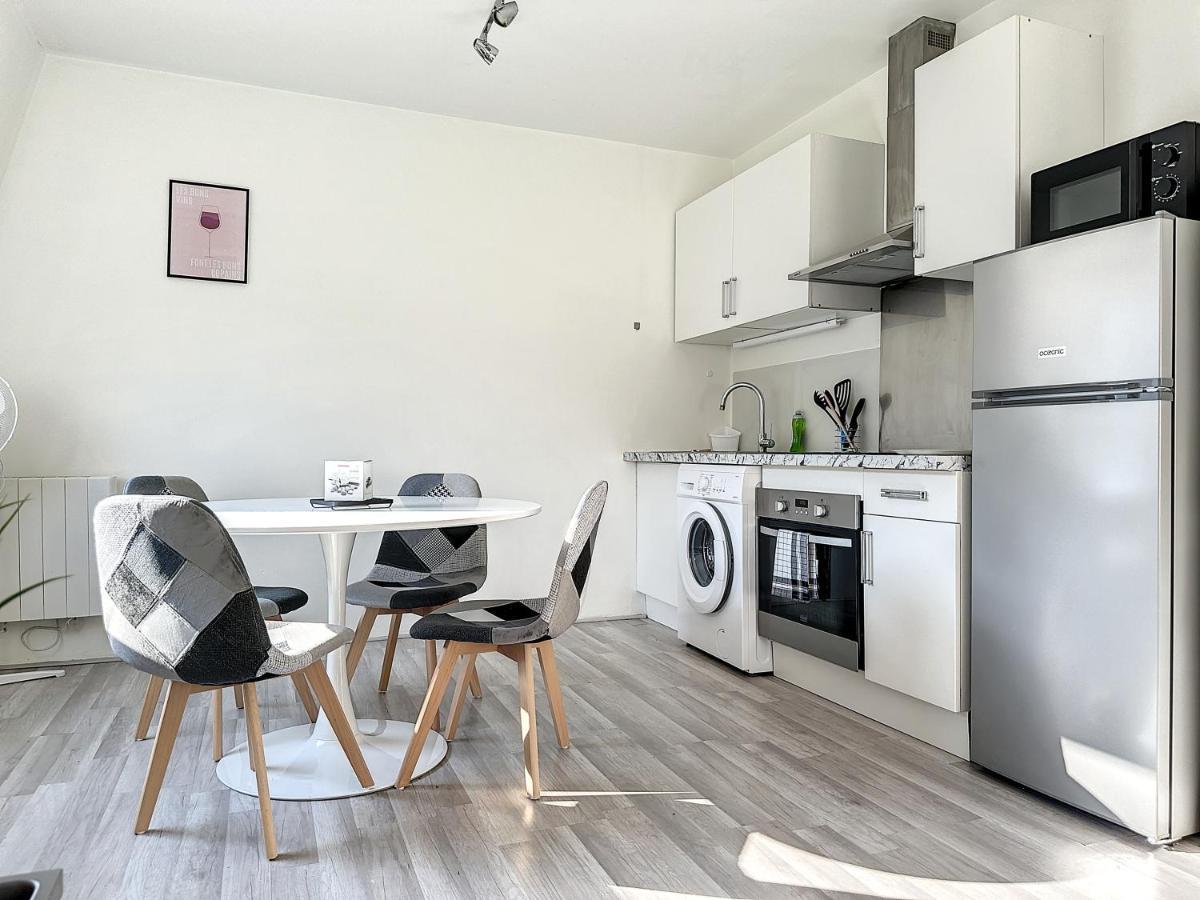 Charmant Appartement Avec Terrasse Parking Ispagnac المظهر الخارجي الصورة