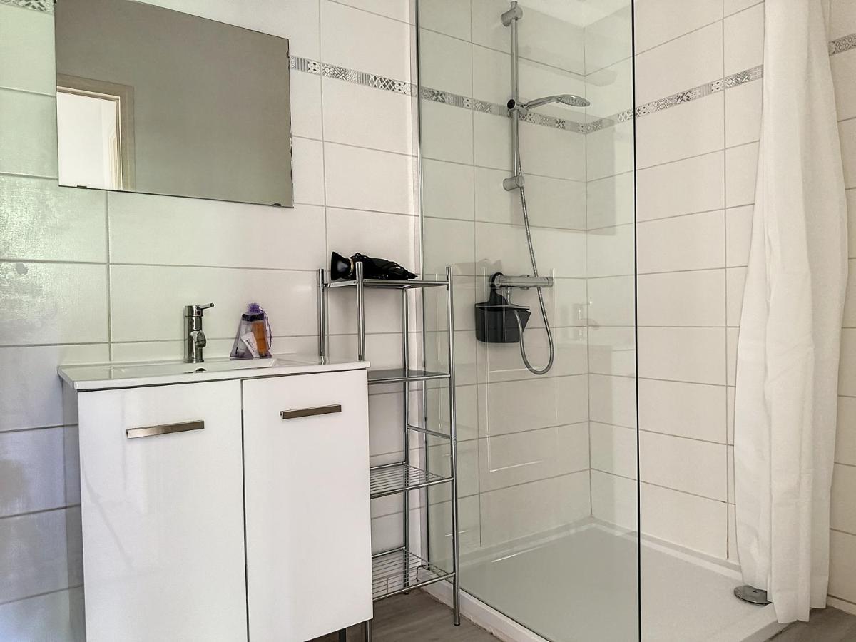 Charmant Appartement Avec Terrasse Parking Ispagnac المظهر الخارجي الصورة